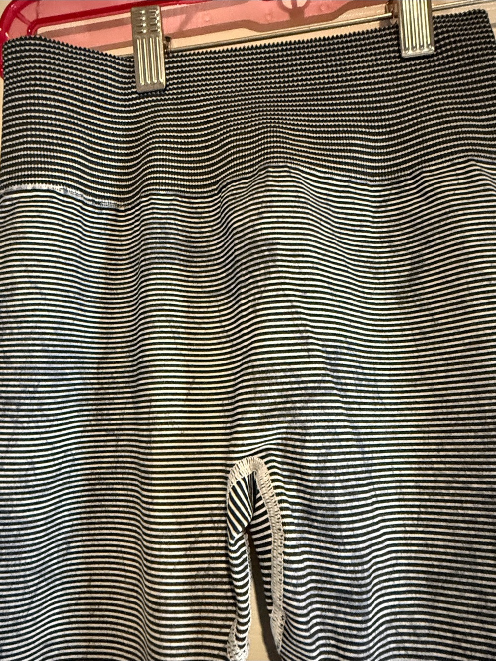 Lulelemon Active Pants - Picture 2 of 7